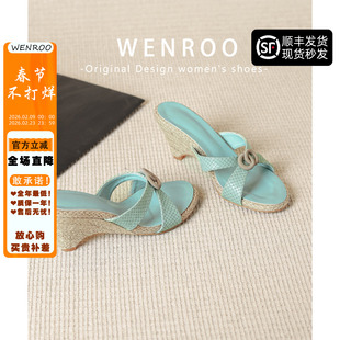 法式圆扣交叉带编织坡跟凉拖鞋女2025夏季新款复古露趾圆头高跟鞋