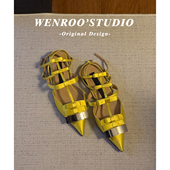 尖头平底单鞋 黄色缎面金属扣式 新款 法式 蝴蝶结罗马凉鞋 女2026夏季