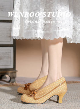 小众法式翻领蝴蝶结浅口粗跟单鞋女春2026新款黄色气质圆头高跟鞋