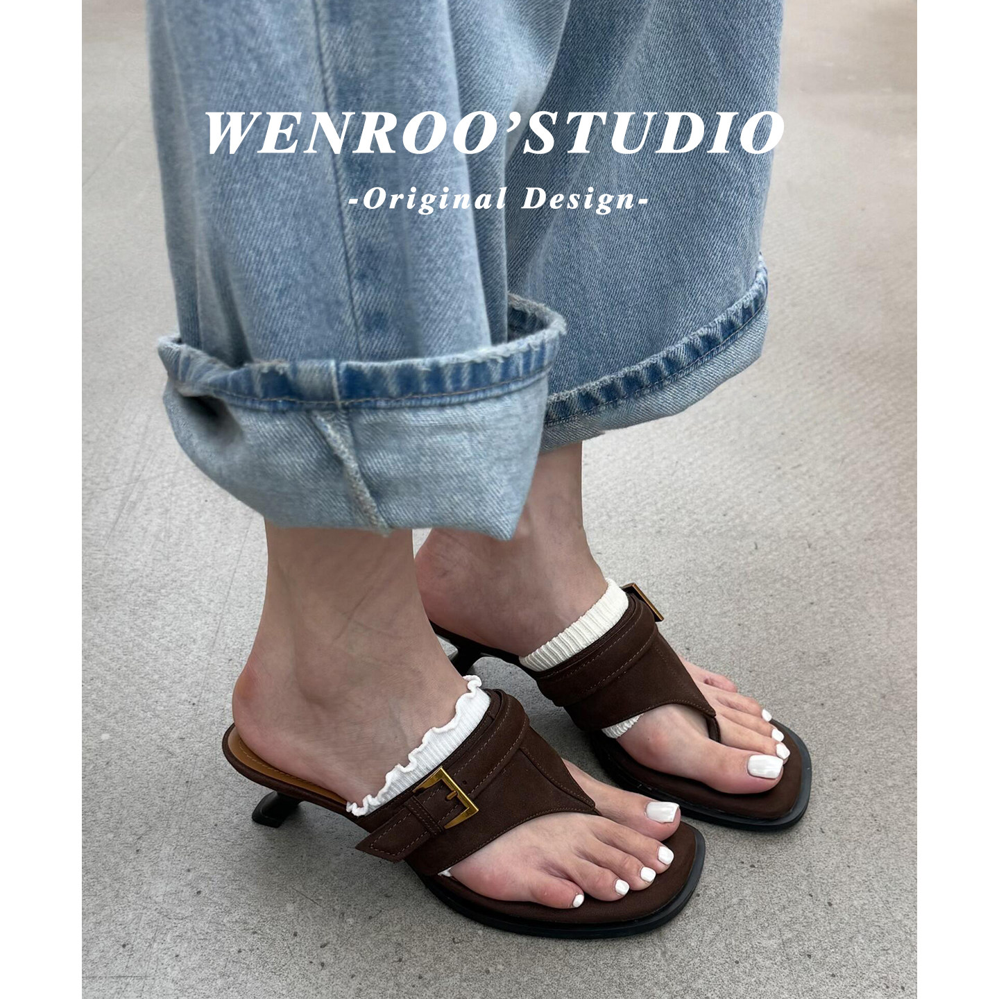 咖色复古扣带夹趾人字高跟拖鞋女2026夏季新款一脚蹬细跟凉鞋外穿