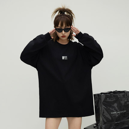 字母印花圆领长袖T恤女秋季新款宽松内搭打底衫上衣男