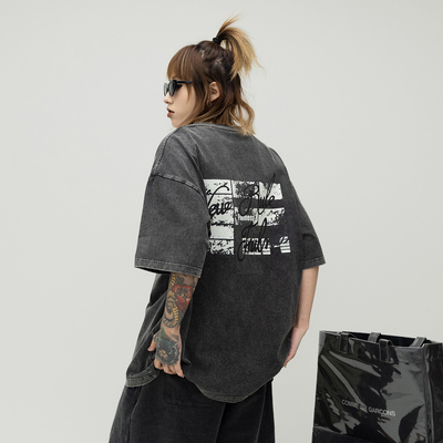 水洗做旧字母印花圆领短袖T恤