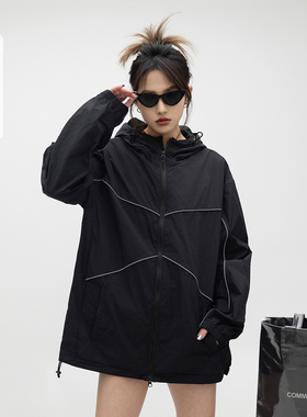 ONE PASS 反光条连帽防晒衣女夏季UPF50+防紫外线透气轻薄上衣