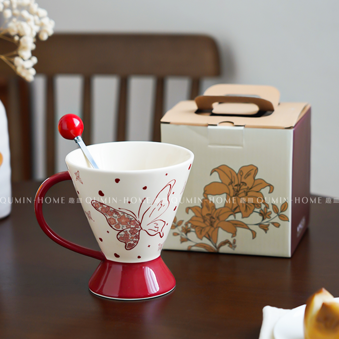 趣皿蝴蝶带勺咖啡杯礼盒装家用陶瓷杯高颜值马克杯早餐牛奶喝水杯