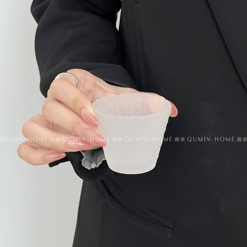 品茗杯云雾曲边杯女士