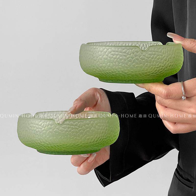 趣皿创意浮雕烟灰缸家用客厅办公室高级感高档玻璃烟盅雪茄缸摆件