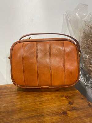 真皮头层牛皮植鞣皮中性包