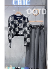 ZYVN小众设计师品牌软糯厚实针织开衫马海毛撞色格子短款羊毛衣