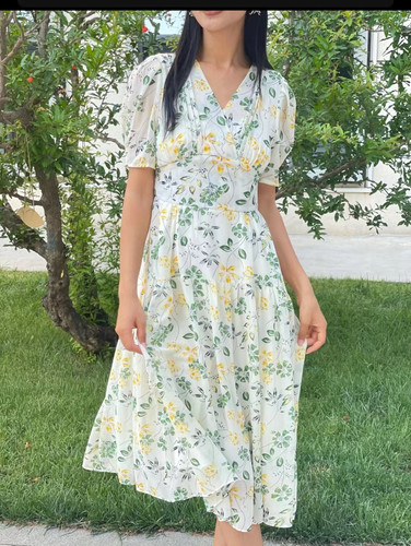 CHIC小众法式碎花雪纺连衣裙女夏季新款收腰显瘦气质高级感长裙子