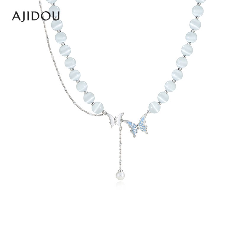 AJIDOU阿吉豆项链夜光蝴蝶系列时尚潮流短链休闲简约百搭吊坠颈链