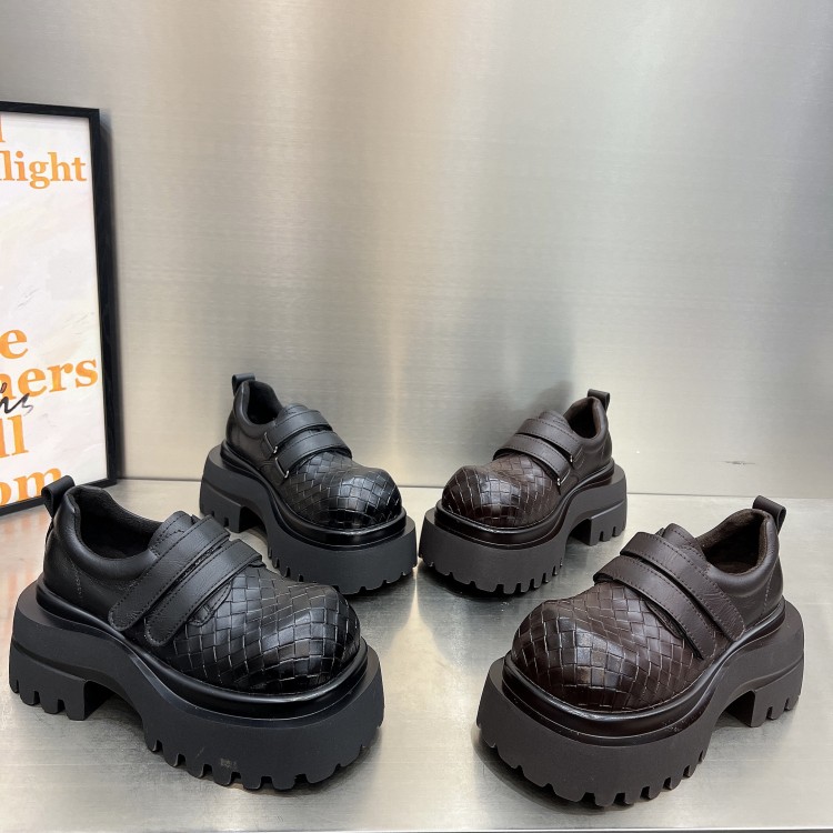 日本OFFCAT2025新款厚底松糕鞋女英伦风小皮鞋百搭休闲乐福鞋