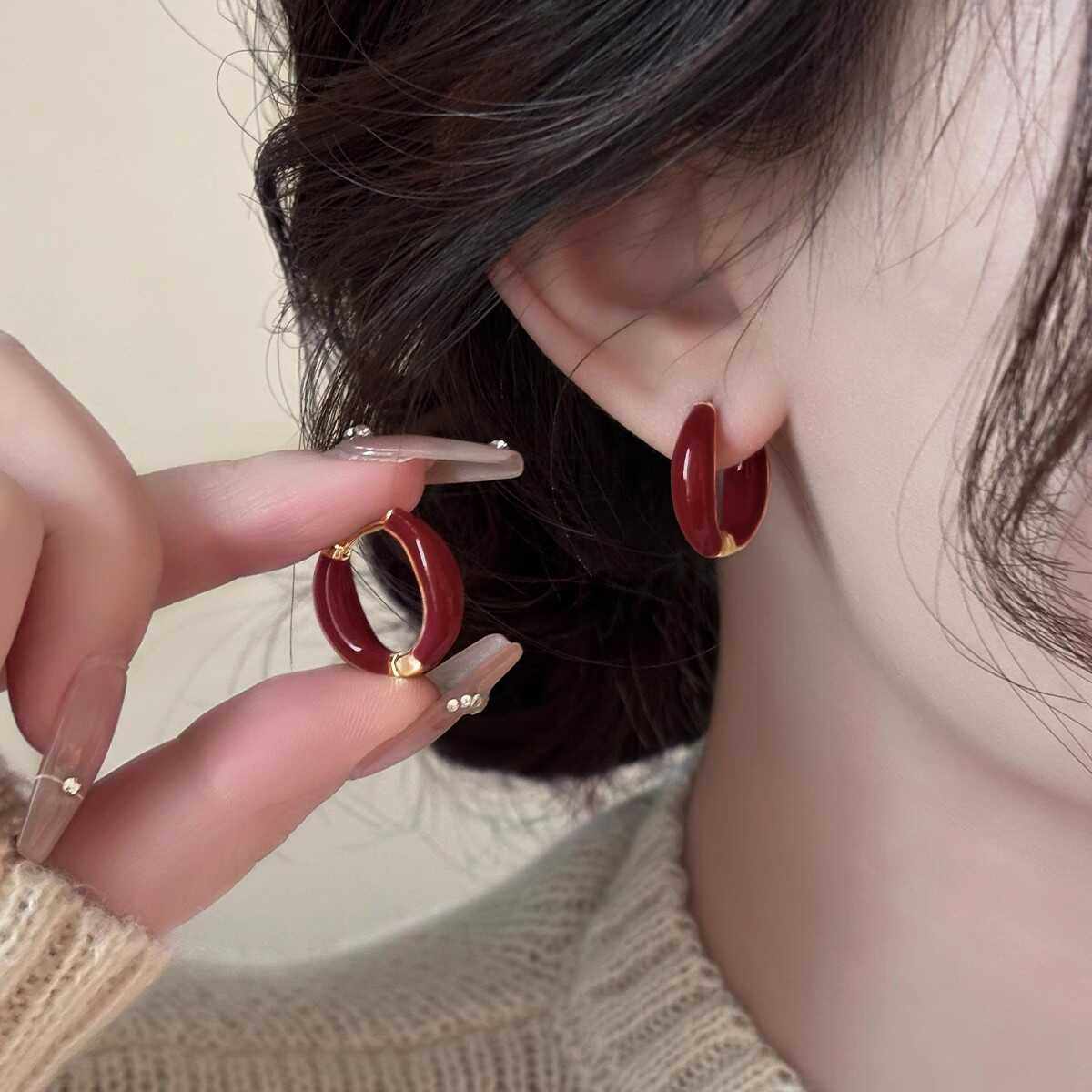 2024新款秋冬红色耳饰安可拉气质