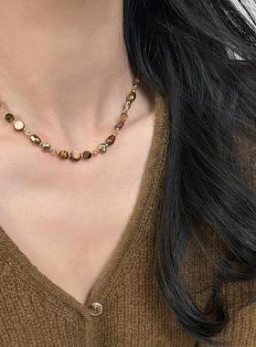 美拉德天然石虎眼石咖色珍珠串珠项链小众设计高级感女款2024新款