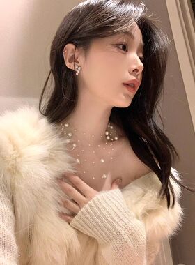 温柔白月光~ 多层珍珠项链女锁骨链2024新款爆款高级感颈链毛衣链