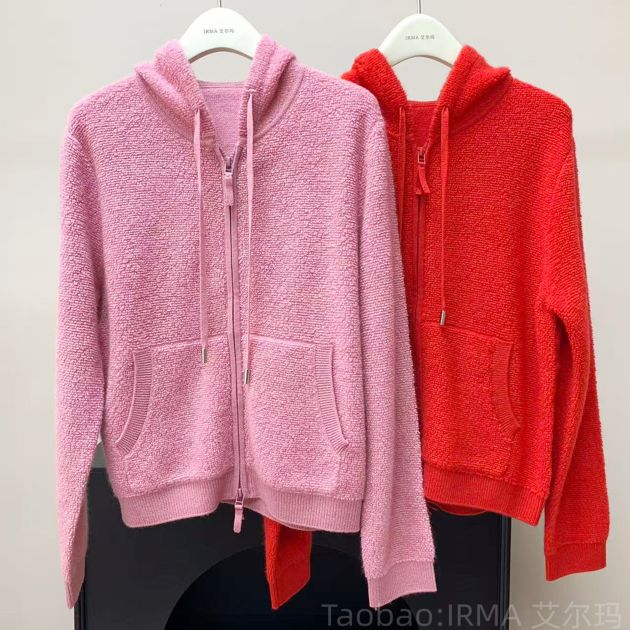 毛巾绣羊绒连帽双拉链针织开衫女