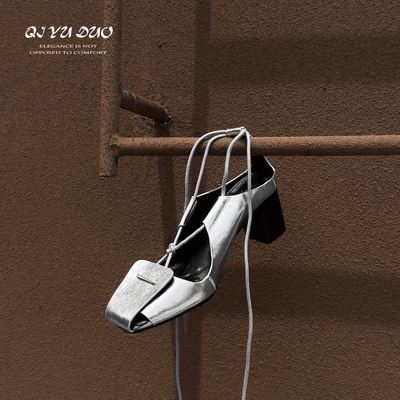 方头系带粗跟凉鞋女绑带罗马鞋