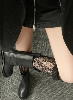 AY To films 长靴搭蕾丝袜花边过膝袜叠穿马丁靴太韩了白色花边袜