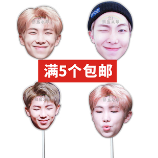 防弹少年团金南俊婚礼堵门搞怪手举面具接机牌演唱会应援周边定制