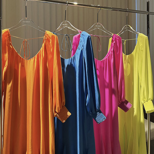 TTJW高级度假风泡泡袖连衣裙女潮