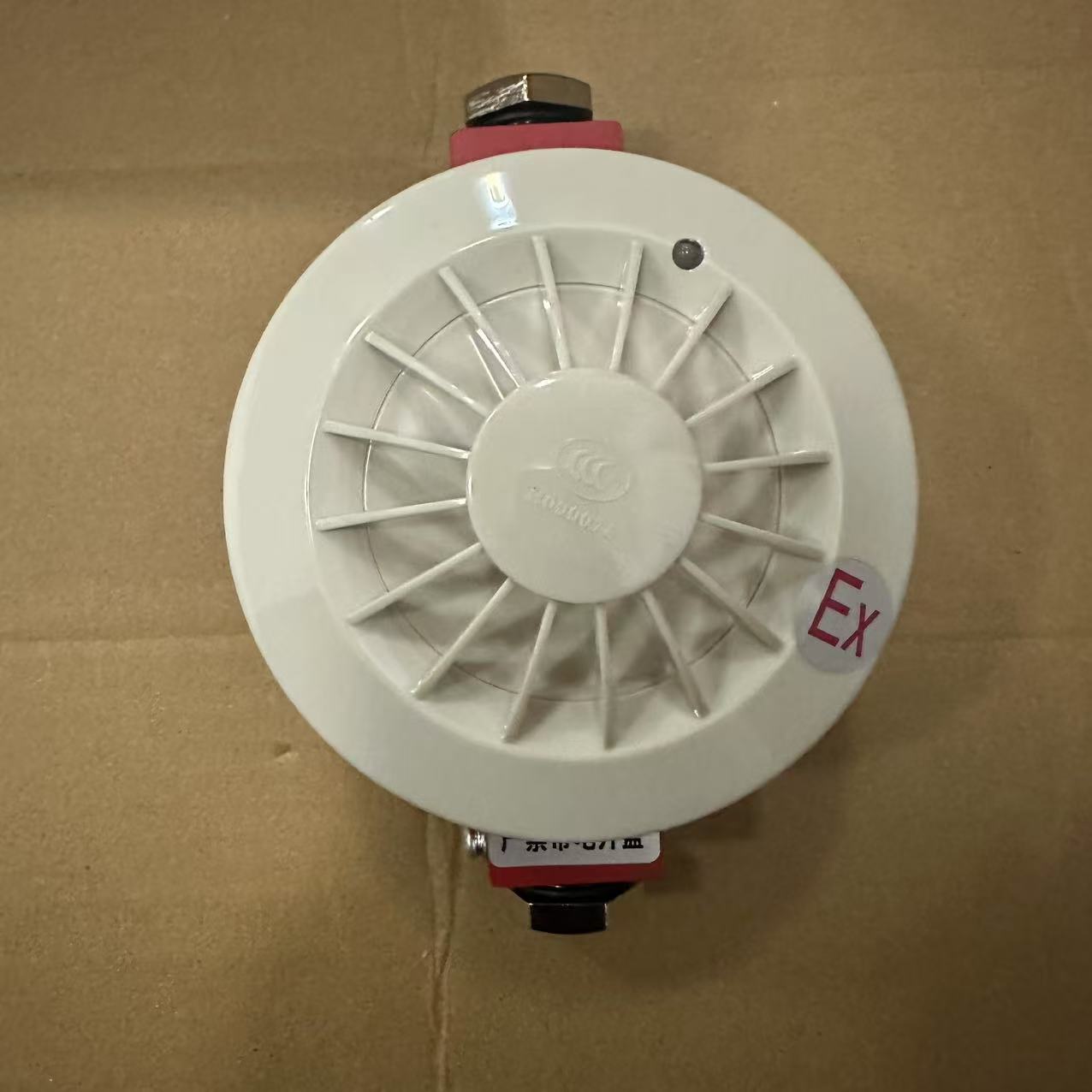 上海松江云安防爆感温探测器JTW-BCD-9005-B通用本安型隔爆型烟感