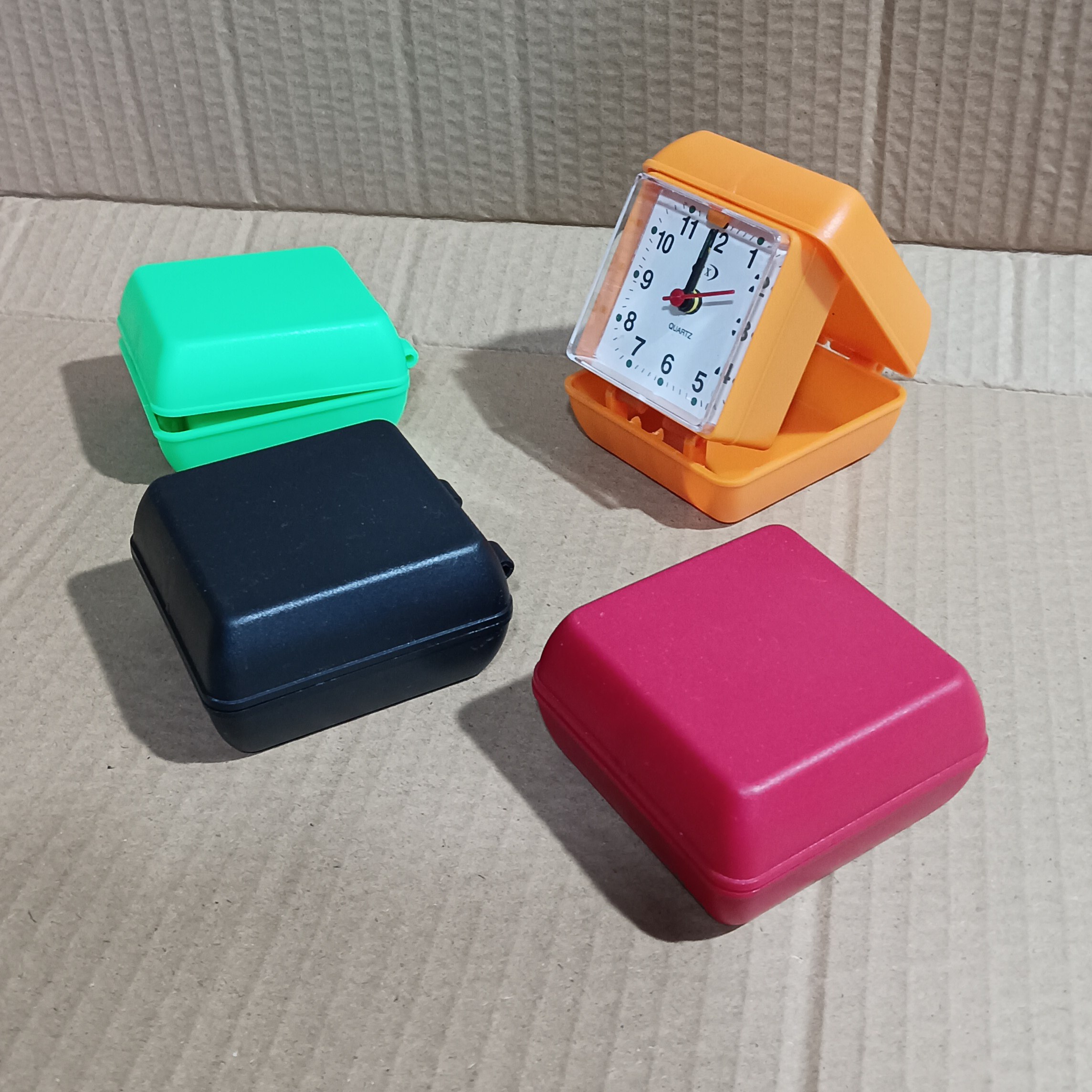 经典方盒闹钟学生宿舍儿童卧室床头闹表便携折叠盒子钟旅行时钟,家居饰品,台钟/闹钟,淘宝优惠券,粉丝福利购,淘宝优惠卷