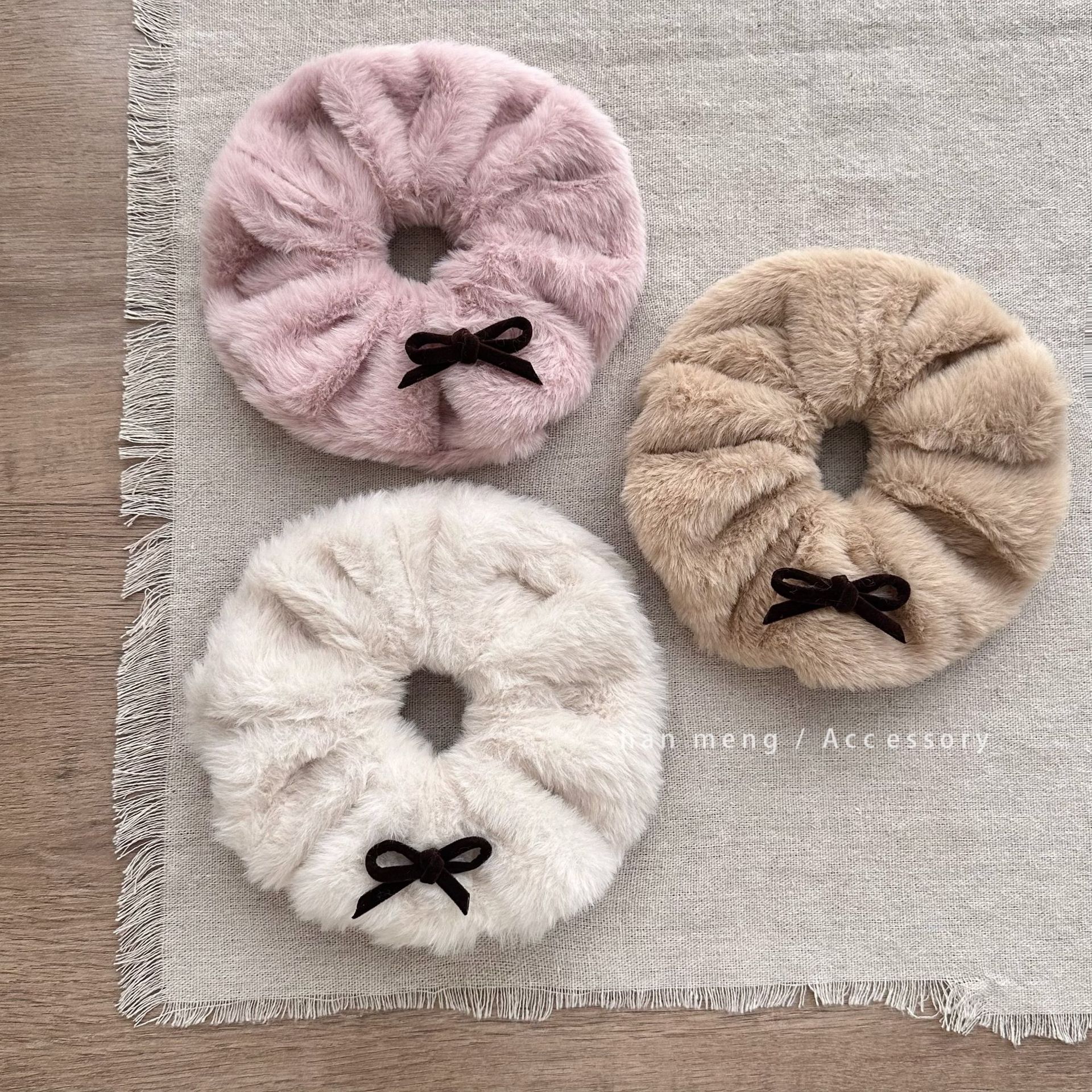 复古温柔毛绒大肠发圈甜美扎头绳新款高级感发绳蝴蝶结头花头饰