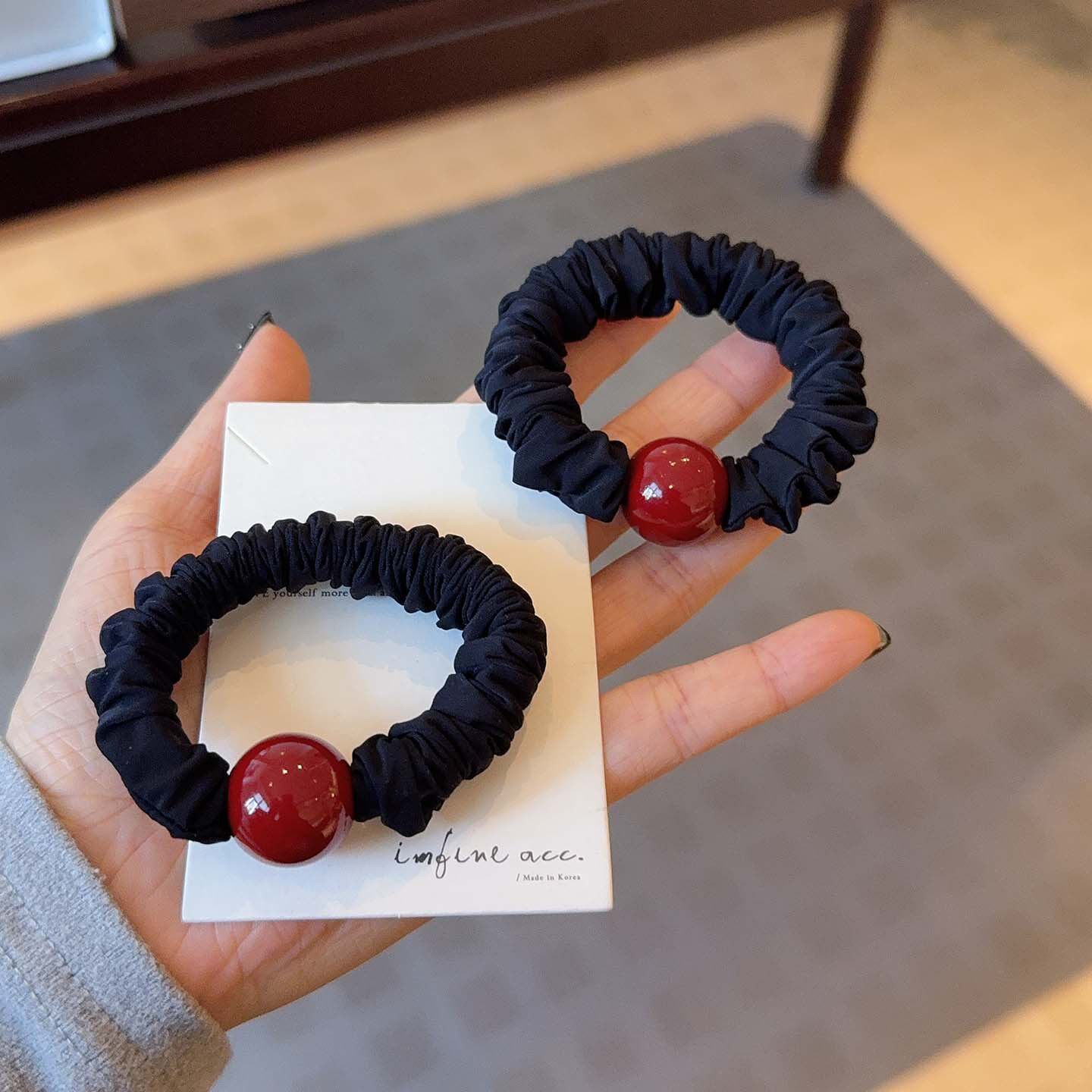 红色圆球褶皱小肠发圈高级感头绳马尾橡皮筋皮套丸子头扎头发绳