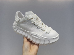 高品质休闲运动老爹鞋百搭小白鞋时尚轻底舒适防滑耐磨透气真皮