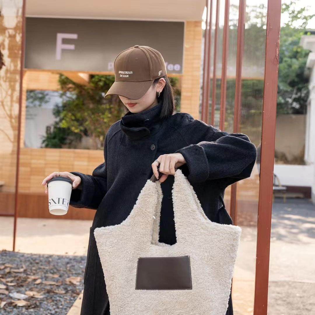 羊羔毛毛绒女包腋下包托特包