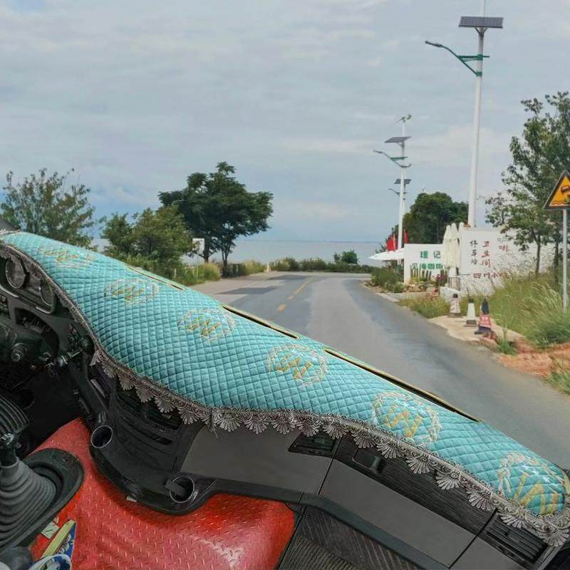 解放JH69LVG东风天龙仪表防滑垫