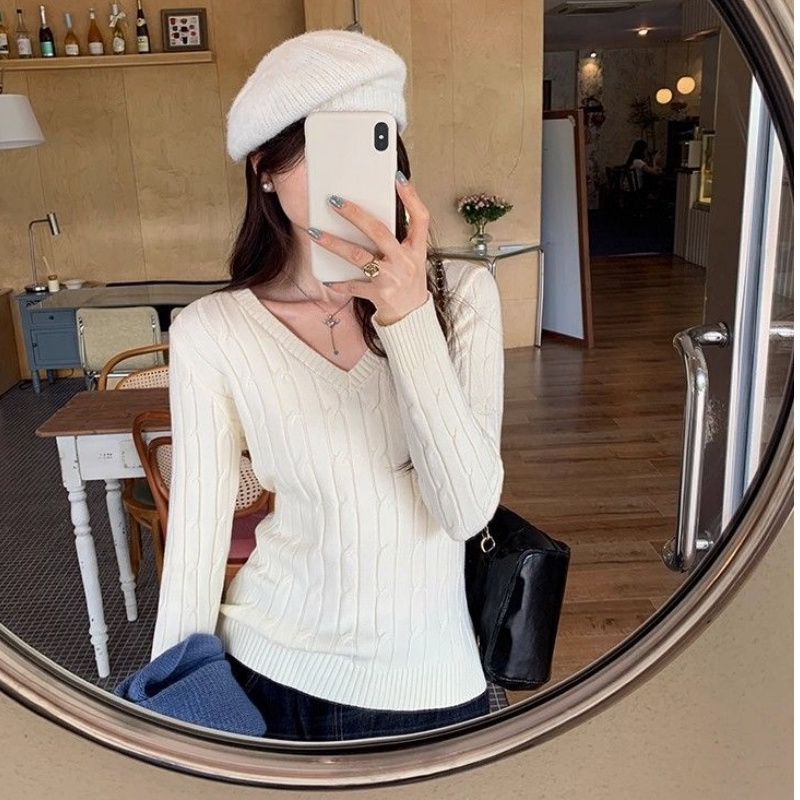 白色内搭打底衫V领春季2026年新款麻花长袖针织衫韩版miu系小上衣