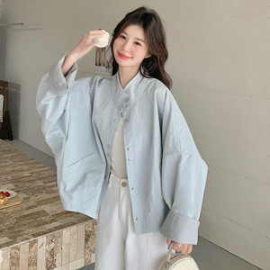 休闲气质浅蓝色短外套女春秋2025新款独特超好看独特漂亮超火上衣图片