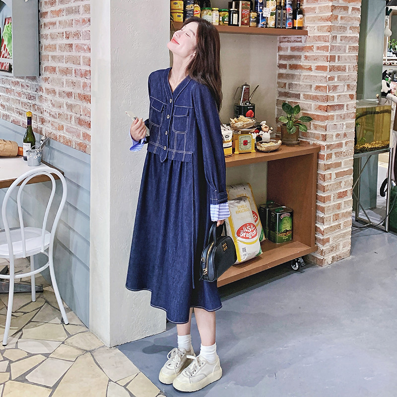 蓝色牛仔连衣裙春秋女2025新款俏皮减龄设计感V领宽松中长款A字裙,女装连衣裙,浙宝099