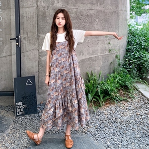印花裙摆不规则拼接吊带裙两件套女2025夏季文艺日系简约白T套装图片