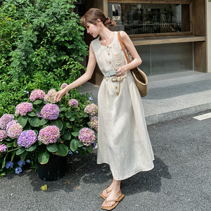 冷淡系文艺风无袖连衣裙女2025夏季新款高级感收腰显瘦背心长裙潮图片