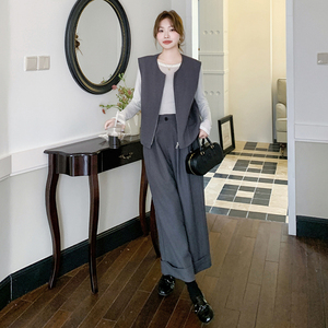 高级感韩系马甲套装女2025春季新款今年流行通勤阔气质腿裤两件套图片