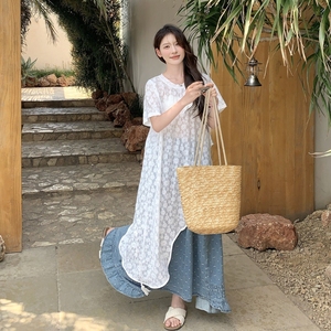 法式蕾丝T恤连衣裙套装女2025夏季新款独特绝美格子半身裙两件套图片