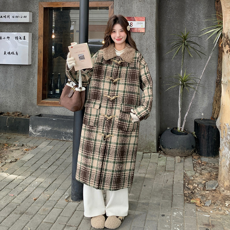 格子超好看毛呢外套女长款复古加厚2024冬翻领羊羔毛时尚呢子大衣,女装毛呢外套,浙宝099