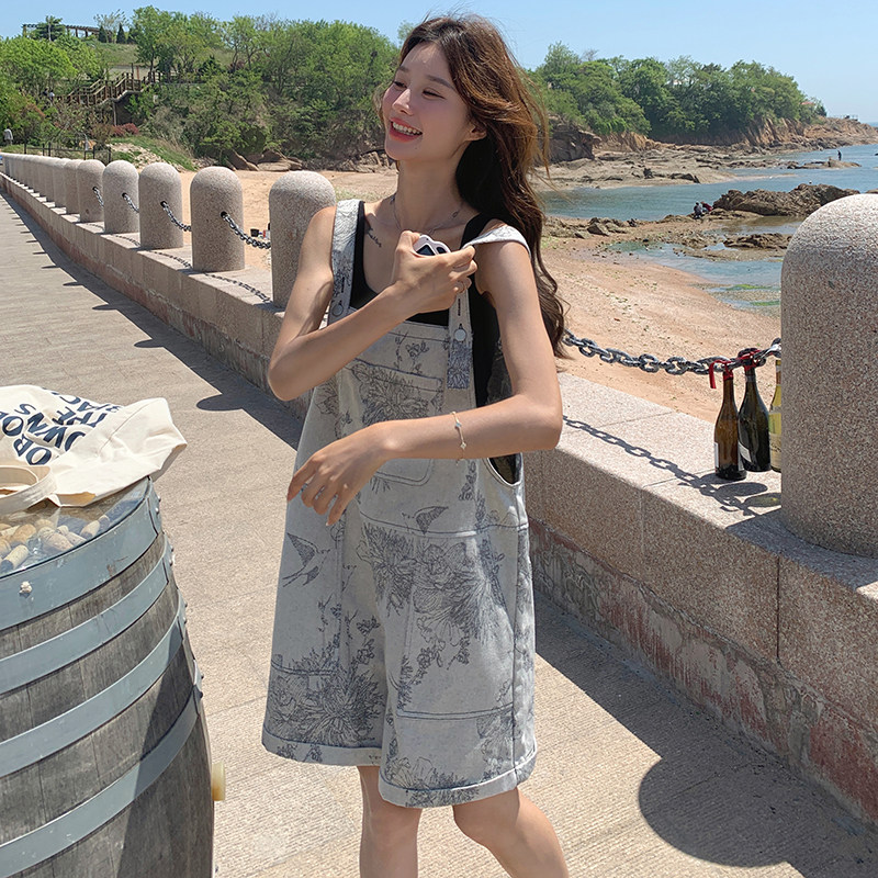 新中式复古水墨印花背带裤女夏季2025新款可盐可甜设计感减龄短裤,女装休闲裤,浙宝099