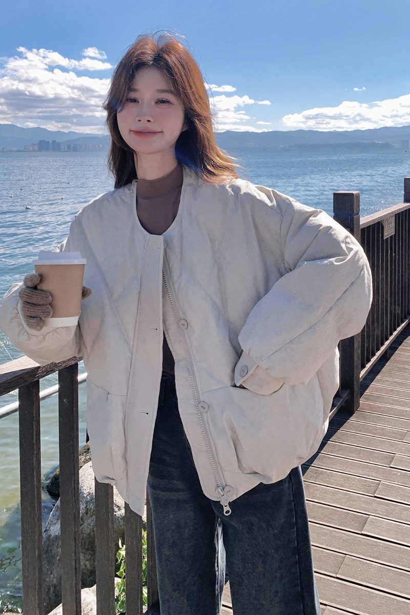 韩版简约圆领短款保暖羽绒服女2025年冬季新款显瘦加厚白鸭绒外套,女装羽绒服,浙宝099