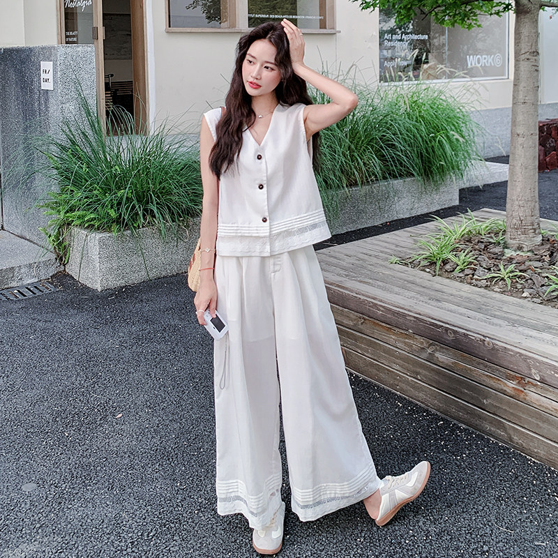 设计感蕾丝拼接马甲阔腿裤两件套女夏薄款气质通勤休闲宽松套装,女装套装/套裙,浙宝099