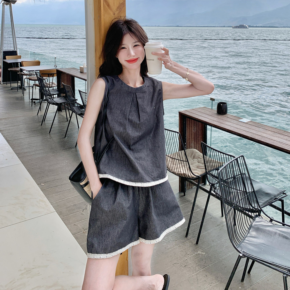 蕾丝花边灰色牛仔背心套装女2025夏季设计感可盐可甜小个子两件套图片
