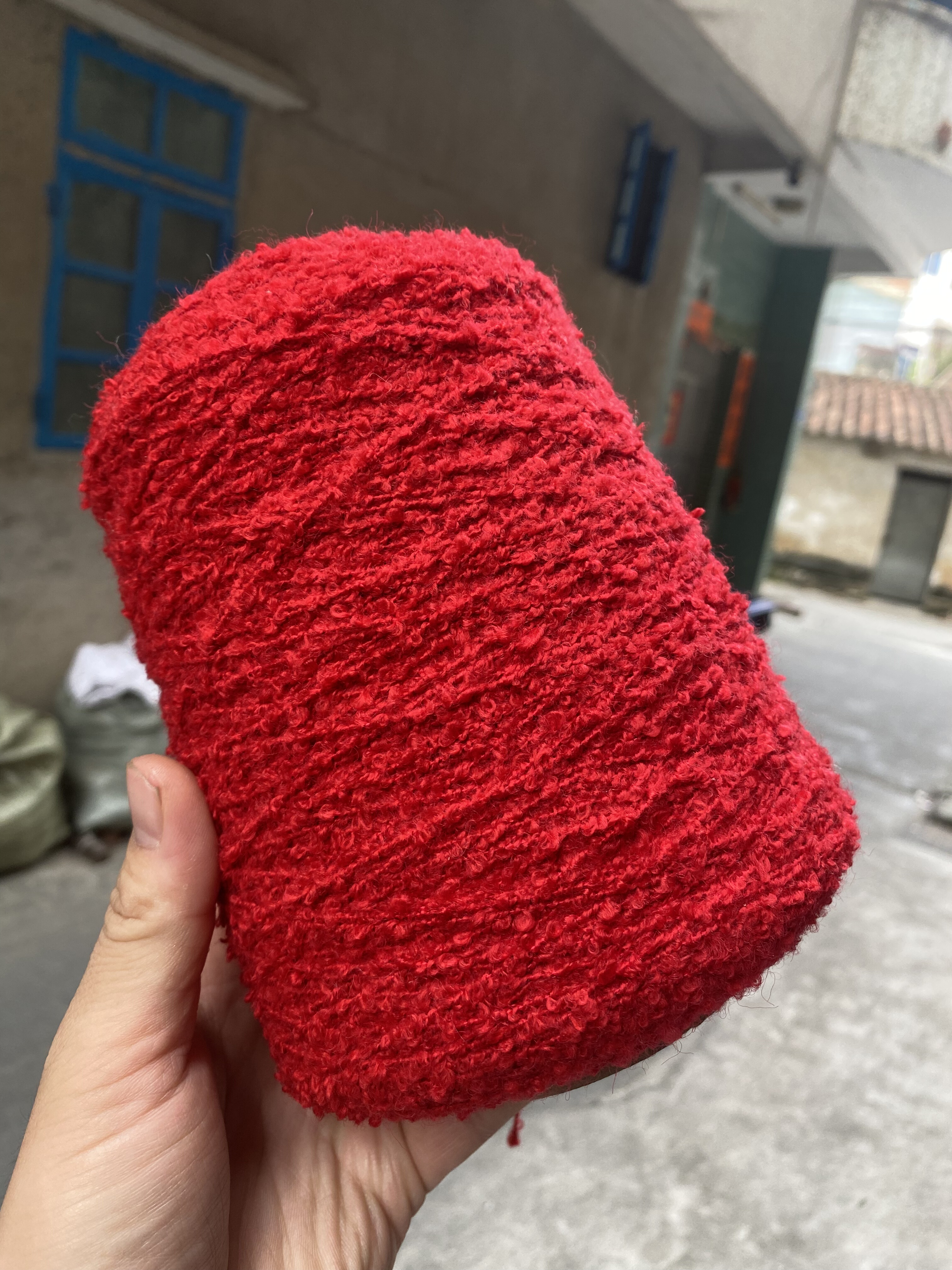 外贸羊毛圈圈线 含35羊毛 毛衣帽子外套披肩编织线