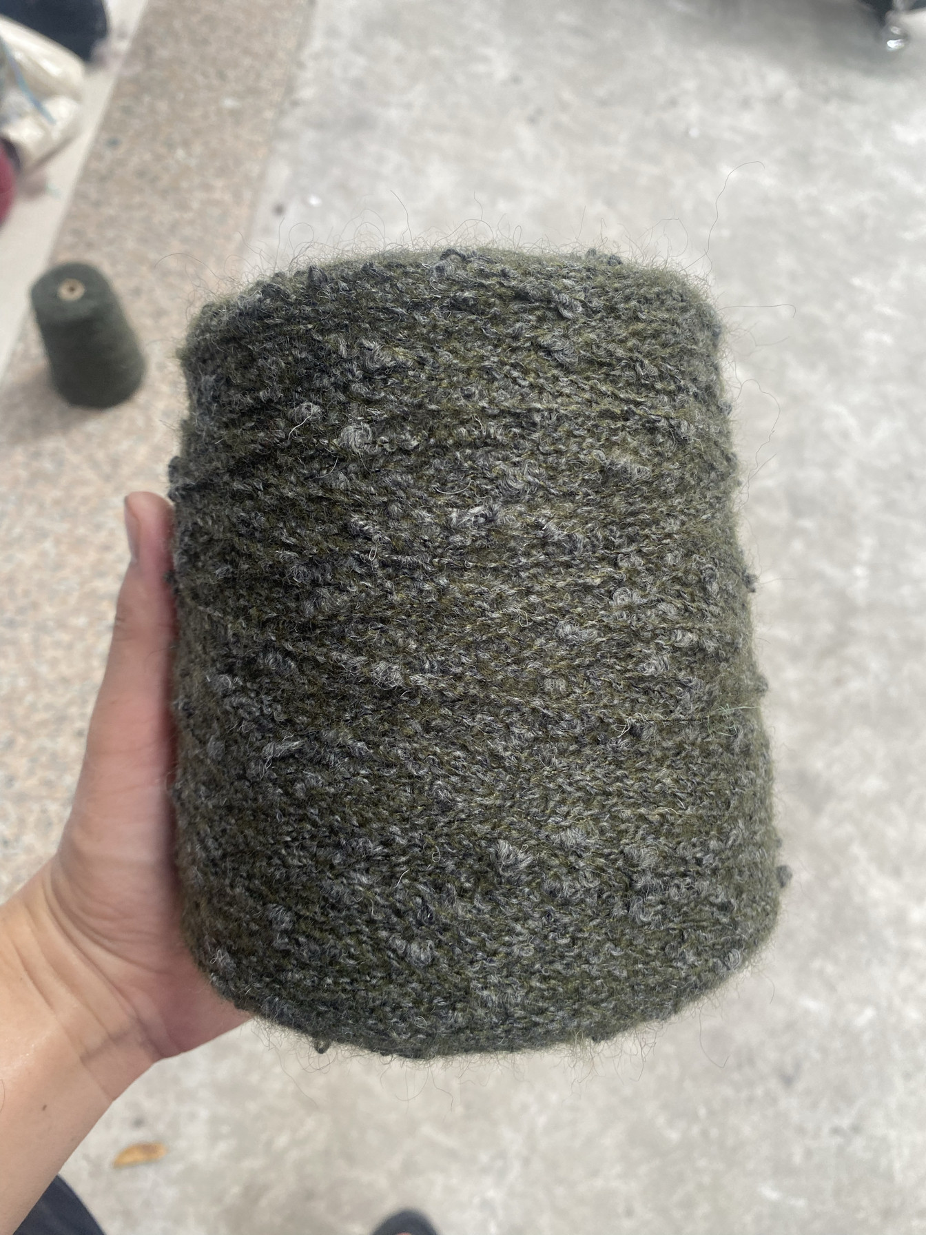 外贸特色羊毛波浪结子纱 配线百搭 毛衣帽子包包披肩手工编织线