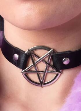 哥特风鬼马少女五角星PU皮革项圈项链女黑色金属装饰锁骨链CHOKER