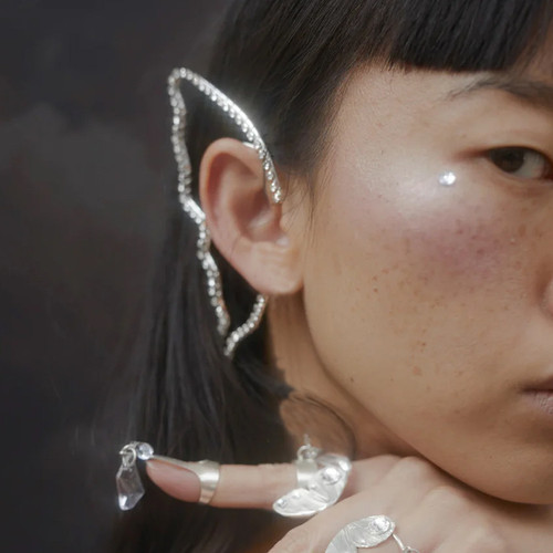 无需耳洞BUTTERFLY镂空蝴蝶银色水钻耳挂EarCuffs