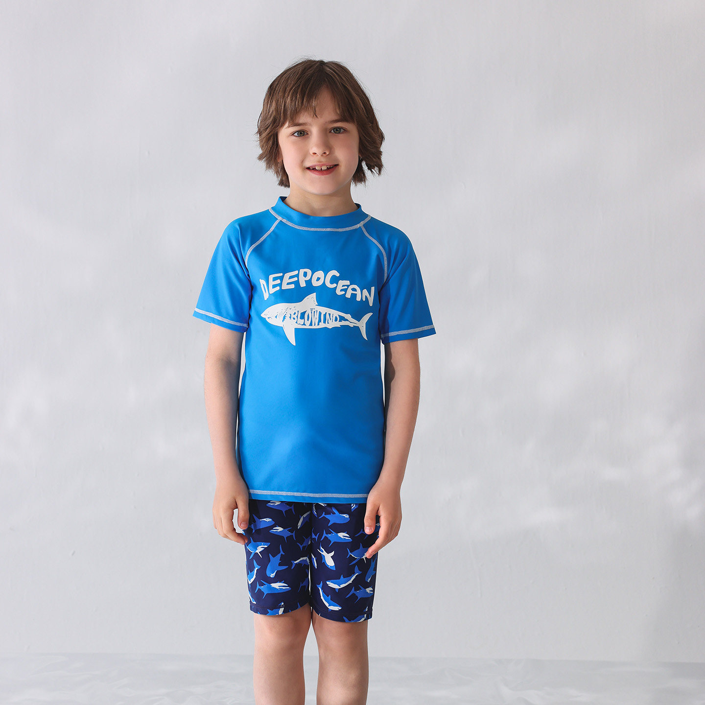 出口欧美单男中大童防晒防辐射短袖鲸鱼印花图短裤休闲分体游泳衣