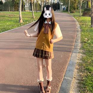 日系JK制服马甲背心软妹叠穿早秋女短袖 上衣内搭焦糖可颂格裙套装