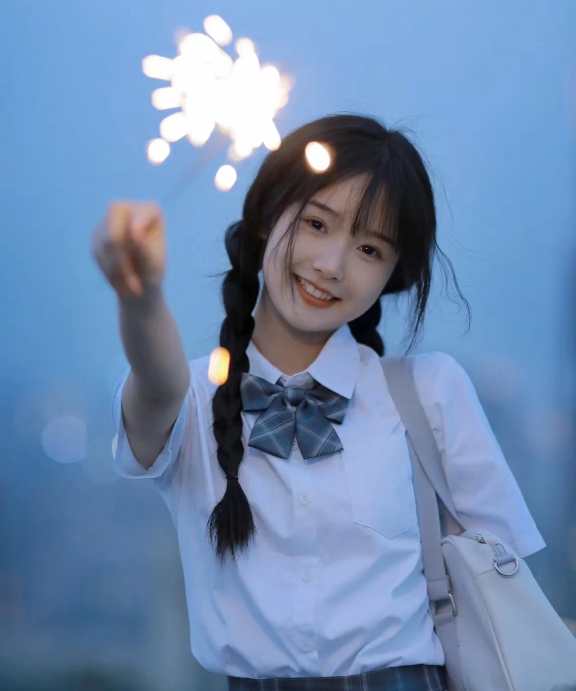短袖白色上衣学生薄款减龄衬衣