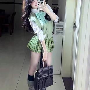 原创jk制服夏季 学院风绿色针织马甲开衫 叠穿校供感小青梅格裙套装